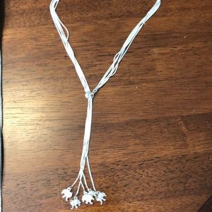 Silver necklace with el elephants